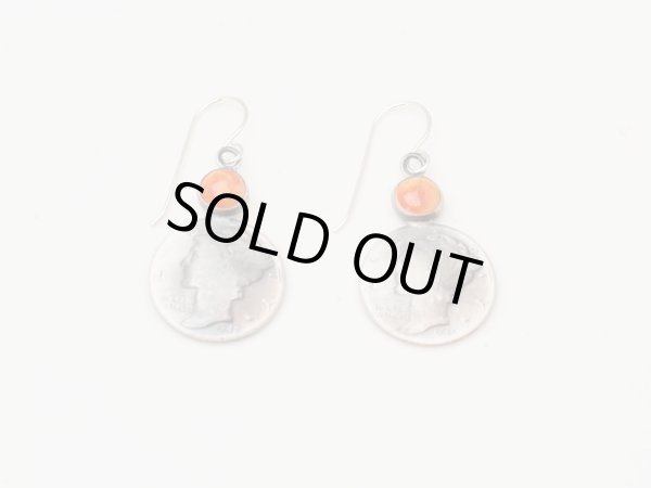 画像1: スパイニーオイスターシェル＆コイン　ダングルピアス (1)