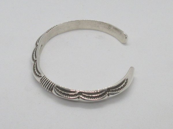 画像2: Geneva Ramone トライアングル　バングル (2)