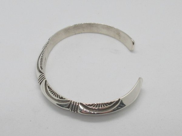 画像2: Geneva Ramone トライアングル　バングル (2)